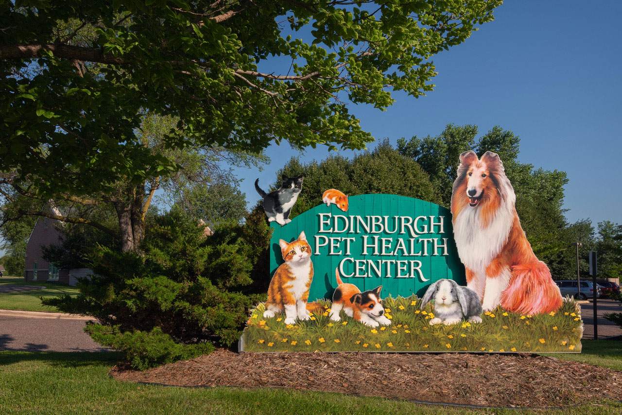 the Edinburgh Pet Health Center sign in front of the clinic